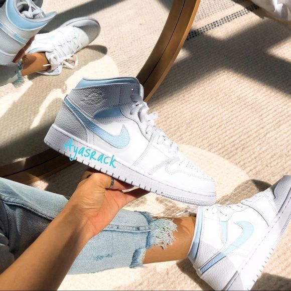 Jordan Shoes - Custom painted air jordan mid